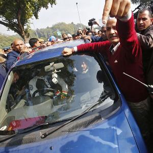 Kejriwal on street politics: 'Hamari rajniti to aise hi chalegi'