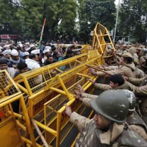 Delhi Police files FIR in connection with AAP protest