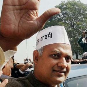 AAP leader Somnath Bharti's wife files complaint of domestic violence