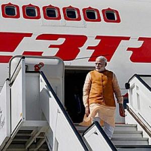 Modi to address Nepal Parliament; pray at Pashupatinath temple