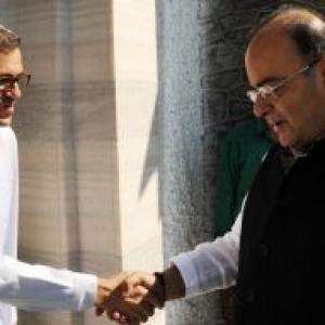 Defence Minister Jaitley sends out stern message to Pak from Kashmir