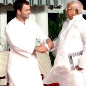 Lalu brokers Bihar deal: 11 seats for Congress, 28 for RJD