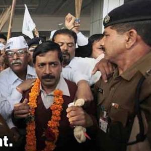 Kejriwal 'detained' in Modi's Gujarat, AAP protests in Delhi