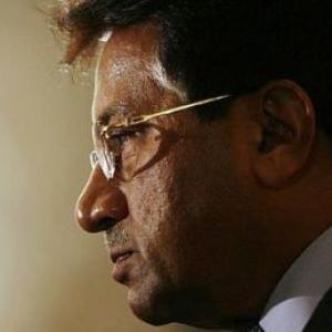 Musharraf's lawyers 'threatened with beheading'