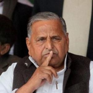 Has someone in your family died, Mulayam asks journalists