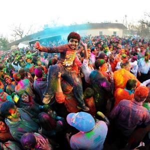 PIX: Colours of joy thousands of miles away from motherland