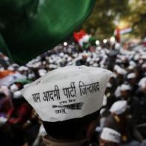 AAP activists to turn sleuths in Varanasi on Monday