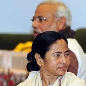 'The two Ms (Modi, Mamata) will waste no time to shake hands'