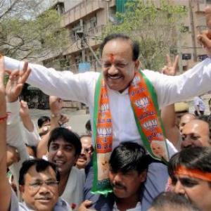 BJP sweeps Delhi's 7 seats with 1 lakh+ margin