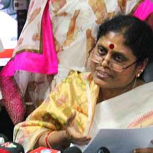 Why Jagan's mother got a rude shock in Vizag