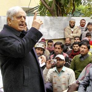 Congress cautions PDP against forming government with BJP