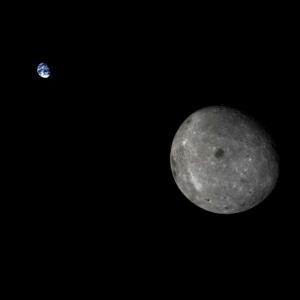 Chinese have a photo of the Earth and Moon together