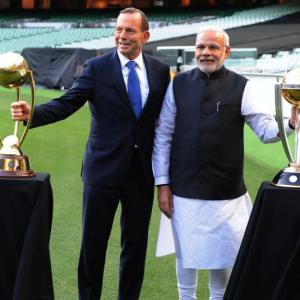 Play hard, make India proud: PM Modi to Team India