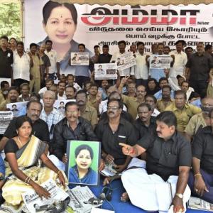 AIADMK, other outfits intensify protests over Jayalalithaa conviction