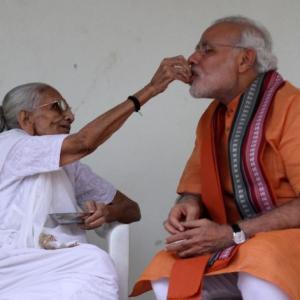 PM Modi visits mother's home, seeks blessings on birthday