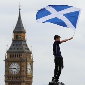 Scottish vote on independence from Britain starts