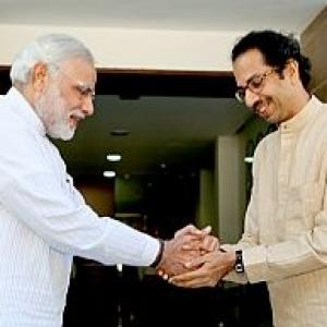 BJP, Shiv Sena make last-ditch effort to save alliance