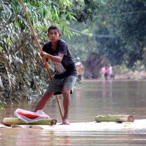 Flood situation in Assam grim as toll mounts 40