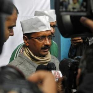 Amid suspension row, Kejriwal attends St Stephen's graduation ceremony