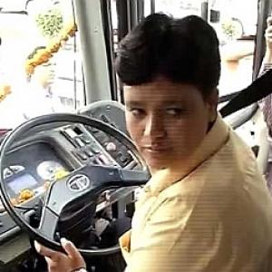 Delhi city bus's 1st woman driver is from Telangana