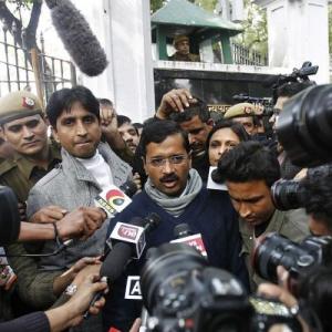 I'm guilty, blame me, says Kejriwal after outrage over farmer's suicide