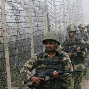 Pak violates ceasefire in Poonch with heavy firing, shelling