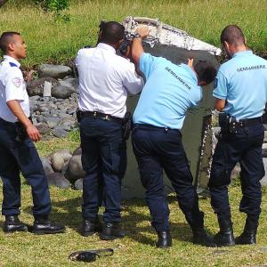 Confirmed: Debris found on Reunion Island is of MH370