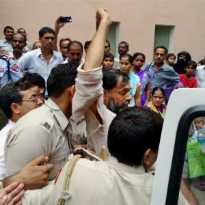 Yogendra Yadav arrested; Delhi CM Kejriwal condemns police action