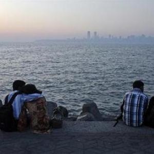 Mumbai top cop probing controversial hotel raids transferred