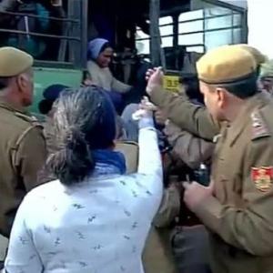 Police drag priests, women protesting Delhi church attacks into buses