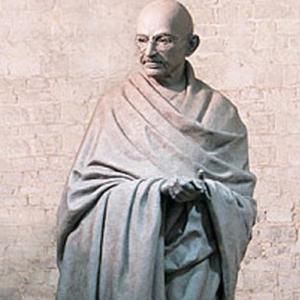 UK to unveil Gandhi statue on March 14