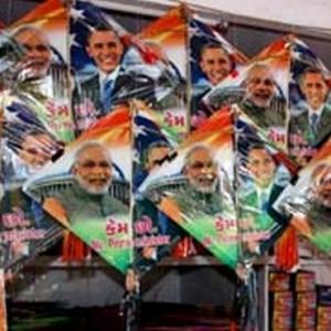 'Modi-Obama' kites a rage in Gujarat this Makar Sankranti
