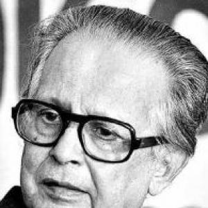 Eminent cartoonist R K Laxman passes away