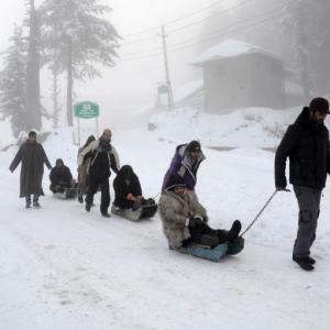 Kashmir bids adieu to harshest winter period