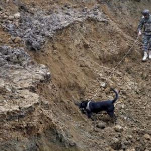Landslide kills 18, blocks roads in Darjeeling