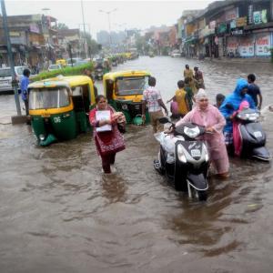 Flash floods claim 26 in Gujarat, 4 in Rajasthan; rescue ops on