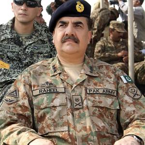 Ready to pay any price to protect our nationhood; be it Kashmir: Pak army chief