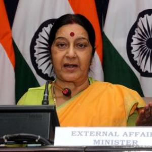 Swaraj row: PM should apologise to nation, say opposition parties