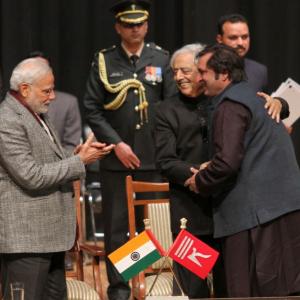Mufti Mohammad Sayeed sworn-in as J-K chief minister