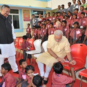 PM tells students: I never calculate how many hours I work