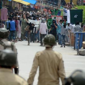 Pakistani flags raised again in J-K, protesters clash with cops