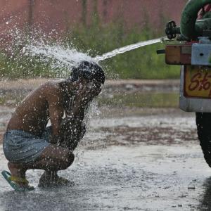 Killer heat wave: Nationwide toll rises to 2,338