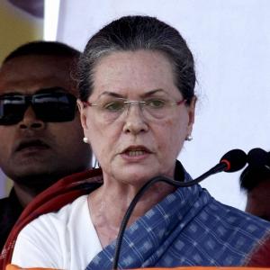 Repackaging expert Modi misleading people: Sonia