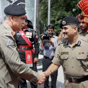 Amidst firing at LoC, Pakistan delegation in India for border forces talks