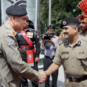 Border guards of India, Pak agree to end ceasefire violations