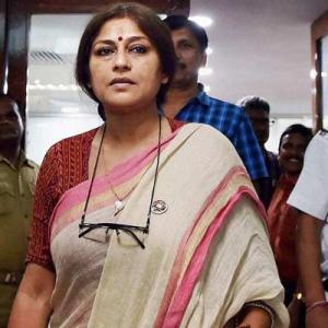 BJP leader Roopa Ganguly heckled, convoy attacked