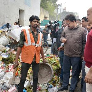 We are cleaning the garbage; this is not a photo op: Delhi Dy CM Sisodia