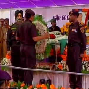 Nation bids adieu to Pathankot martyr as he's laid to rest in Kerala