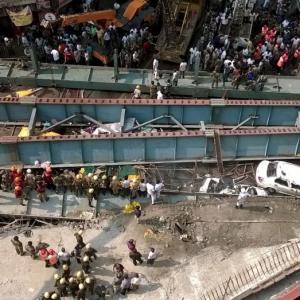 22 killed, several trapped after under-construction flyover collapses in Kolkata