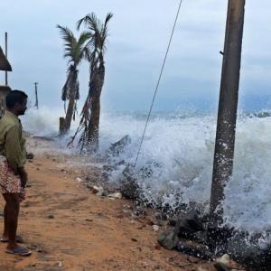 Cyclone bypasses Indian coastline; heavy rains expected in Tamil Nadu